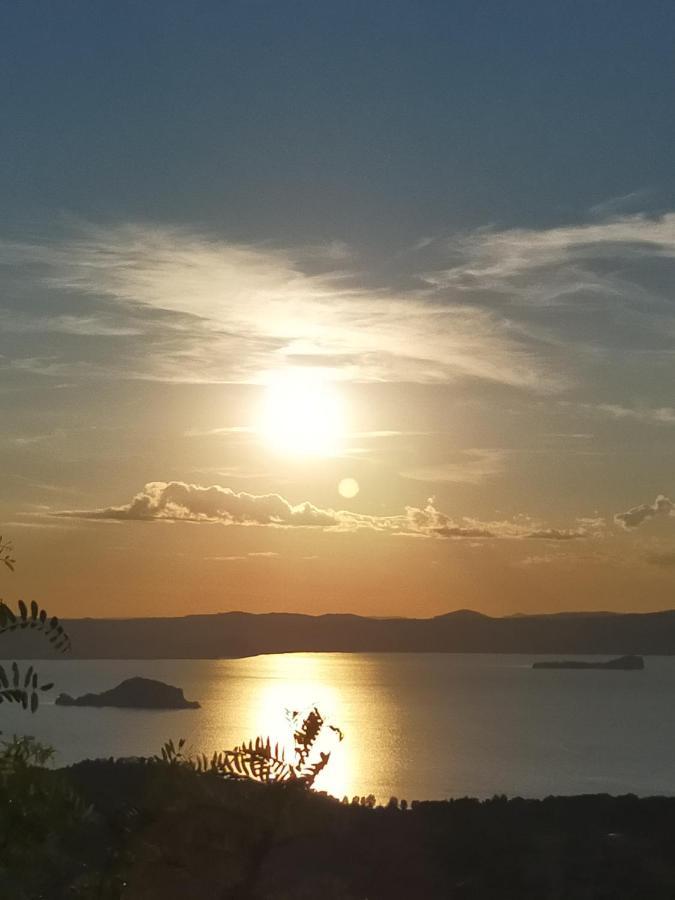 Appartamento A Marta Nel Lago Di Bolsena Ngoại thất bức ảnh